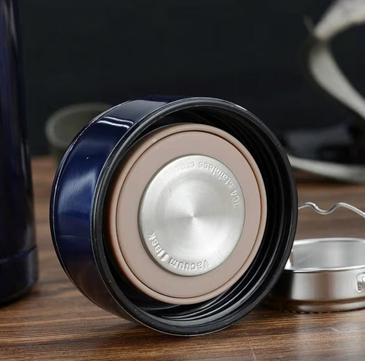 Thermoflasche Isolierflasche Edelstahl 0,8 l, stundenlang heiße & kalte Getränke